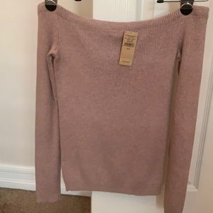 AEO Off shoulder long sleeve